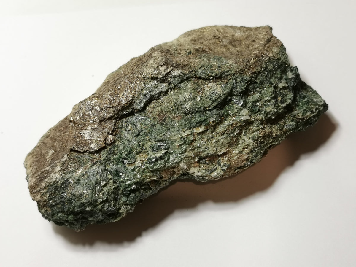 La pierre verte de l'Archange Raphaël (Actinolite)