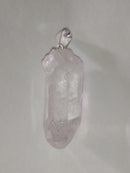 Pendentif pointe cristal de roche